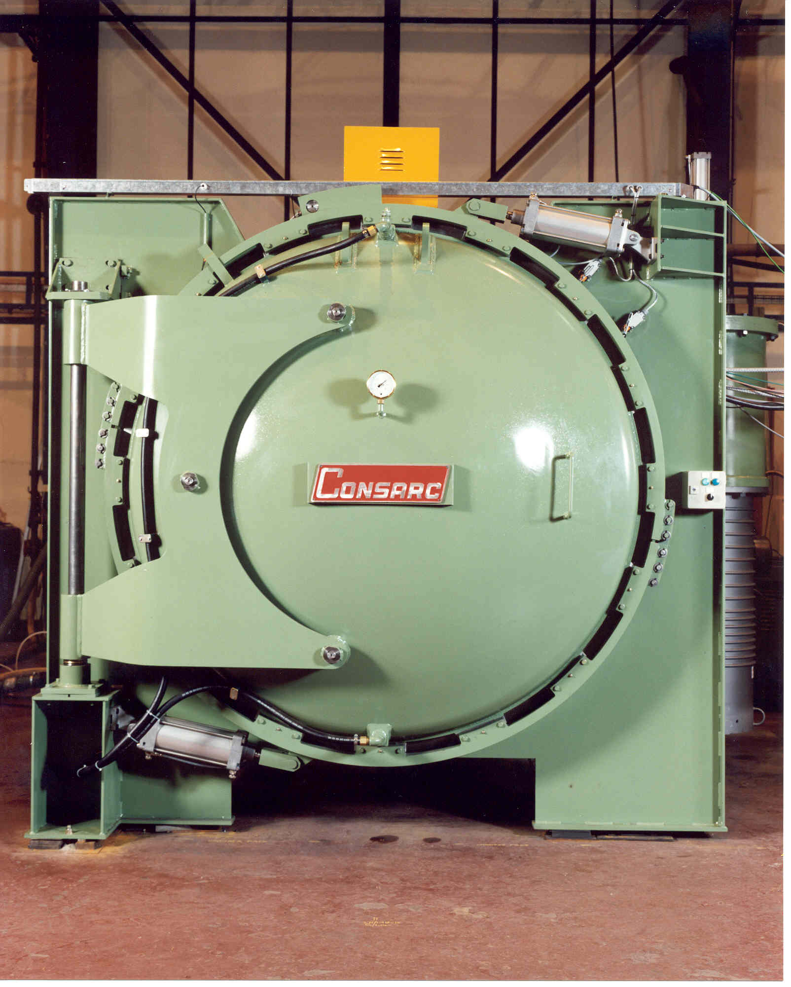 Consarc Horizontal Vacuum Heat Treatment Furnace